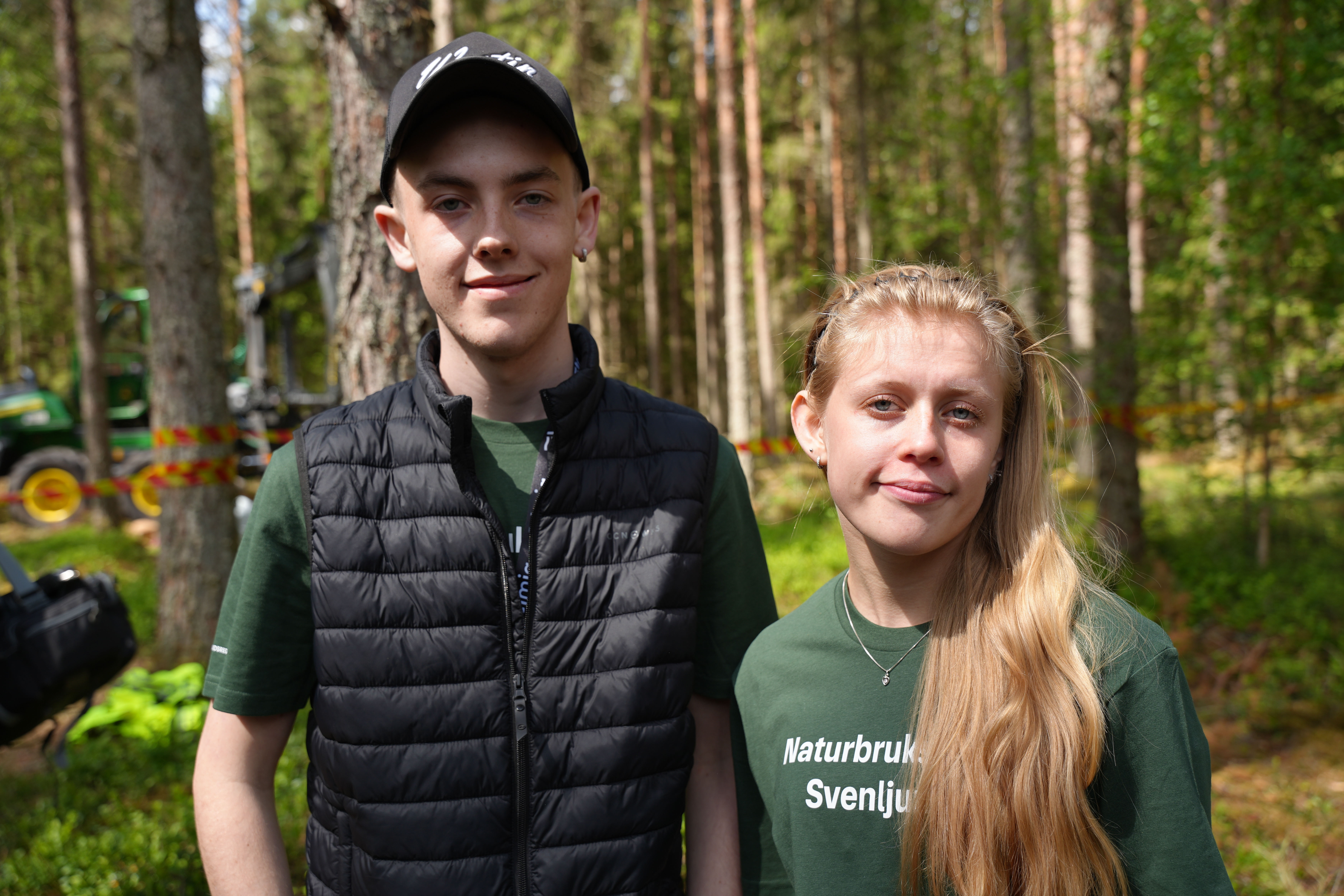  Eleverna Erik Lans och Frida Alfredsson på Naturbruksskolan Svenljunga som coachat gamingprofilerna.