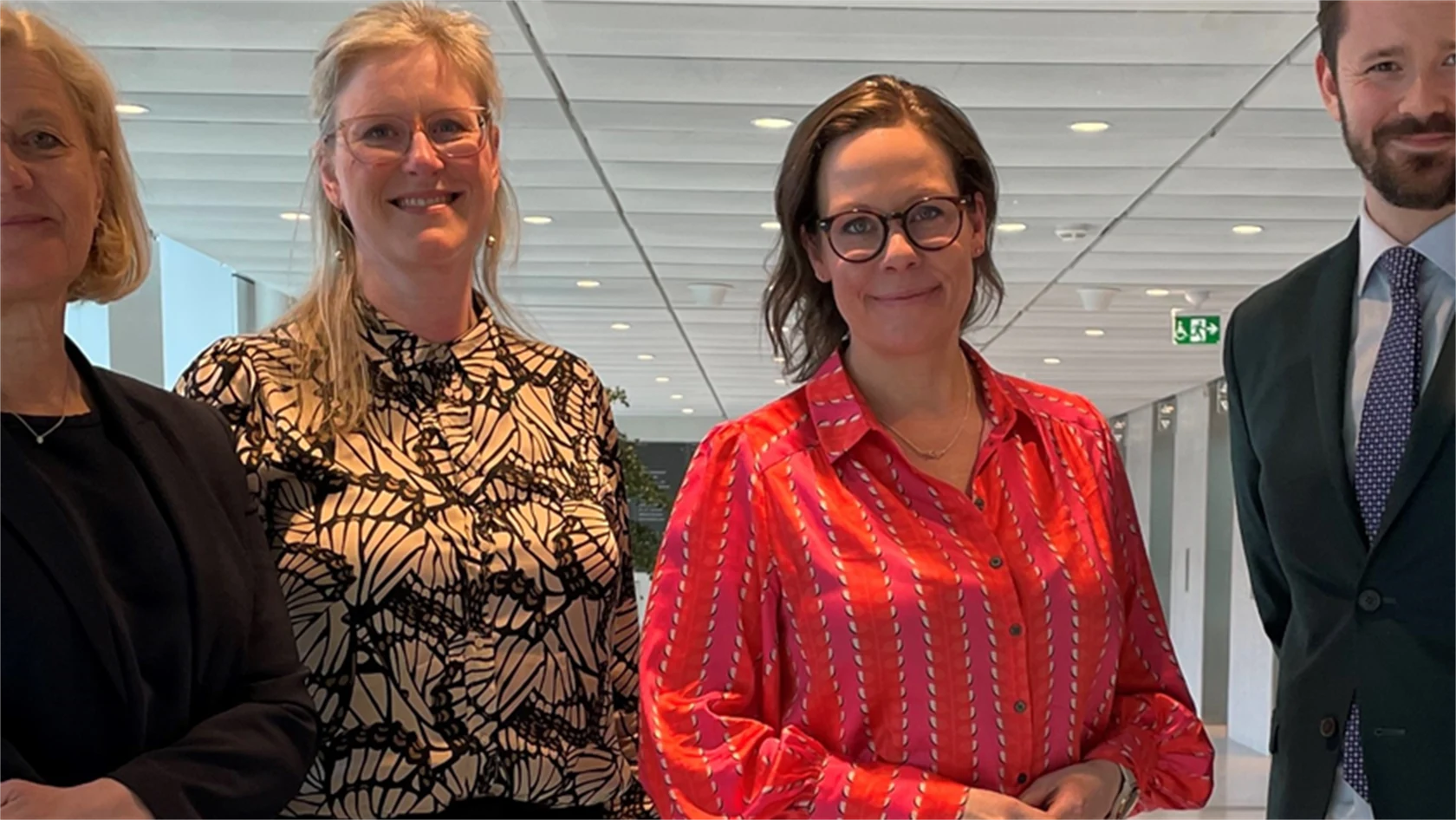 Lena-Liisa Tengblad, vd Gröna arbetsgivare, Emma Terander, chef arbetsmarknad Gröna arbetsgivare, Maria Malmer Stenergard, migrationsminister, och Olle Nykvist, opinionsbildare Gröna arbetsgivare.