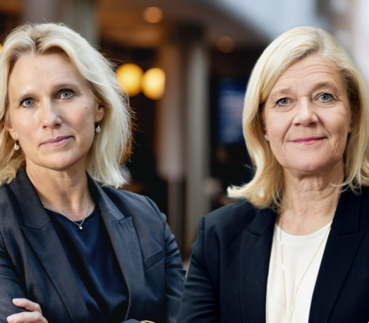 Anna Vargö, förhandlingschef Gröna arbetsgivare, och Lena-Liisa Tengblad, vd Gröna arbetsgivare.