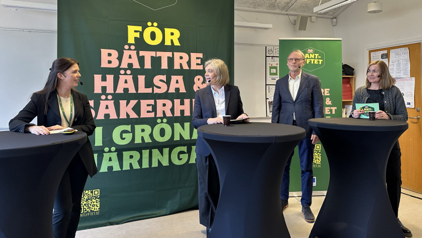 Ebba Zettergren, Lantlyftet, Lena-Liisa Tengblad, Gröna arbetsgivare, Jörgen Fransson, Jordbruksverket, och Sara Westholm, Lantlyftet, under lanseringseventet.